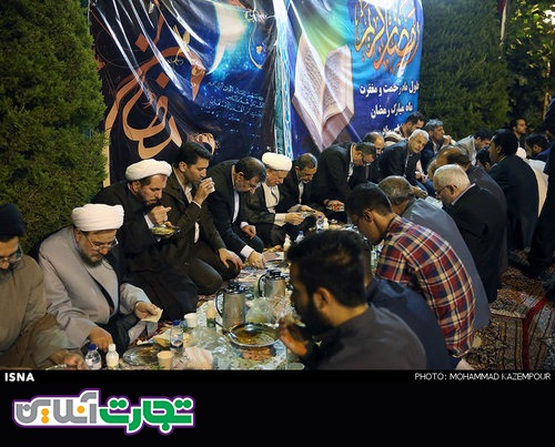 افطاری هاشمی در مجمع تشخیص