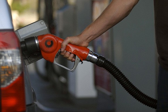 اعلام زمان خودکفایی ایران در تولید بنزین