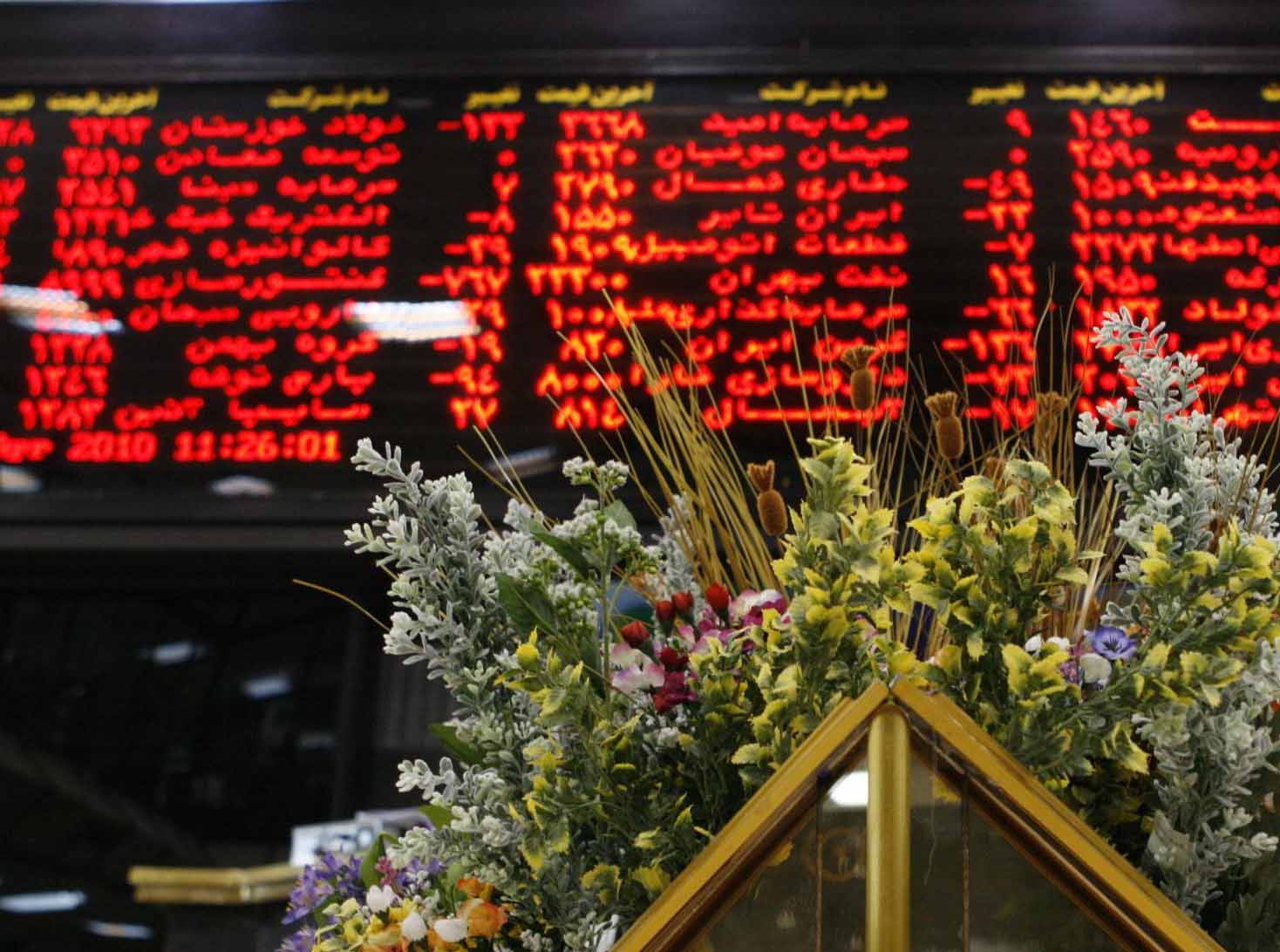 واکنش مثبت بورس تهران به رکوردشکنی دلار