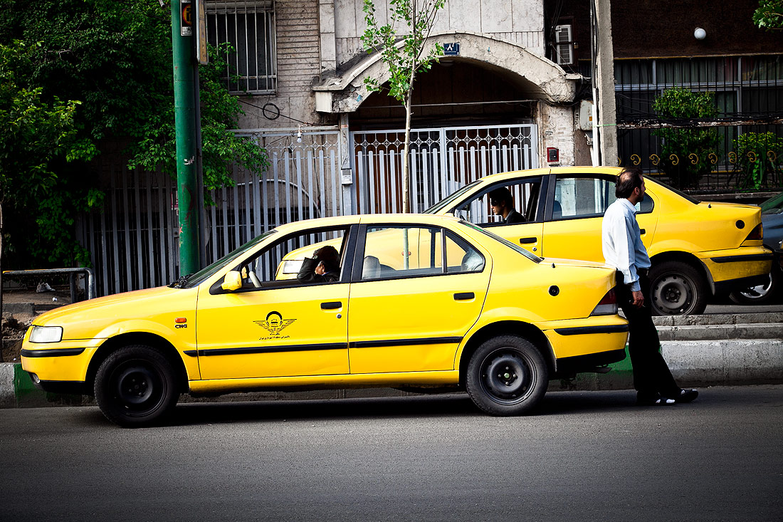 راننده تاکسی تهرانی سفیر هند را نجات داد!