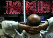 نگرانی سهام داران از سقوط شاخص کل بورس