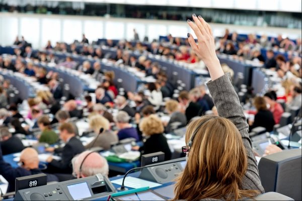 رسوایی جنسی و فساد اخلاقی در پارلمان اروپا