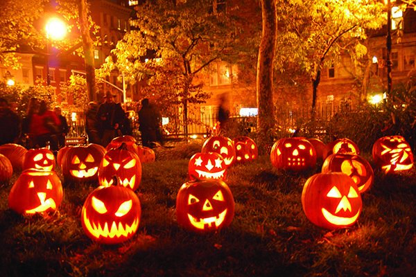 از گریم هالووین تا خرید در جمعه سیاه!