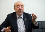 پس از ۶۴ سال صادرات خود را متوقف کردهام