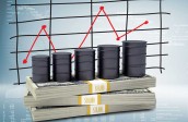 قیمت نفت تا ده سال آینده بین 65 تا 70 دلار میماند!