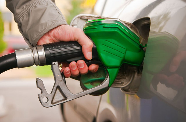 گران شدن بنزین منتفی شد؟