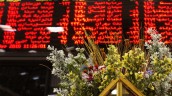 چشم نگران بورس به قیمت دلار
