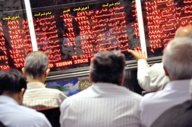 چوب حراج به سهام در بورس تهران