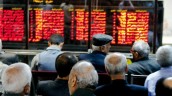 صف نگران کننده فروشندگان سهام در تالار بورس