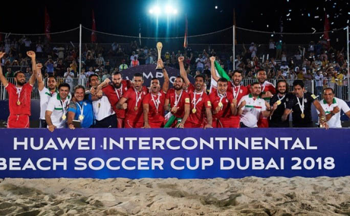 تبریک بانک پاسارگاد به قهرمانان تیم ملی فوتبال ساحلی ایران