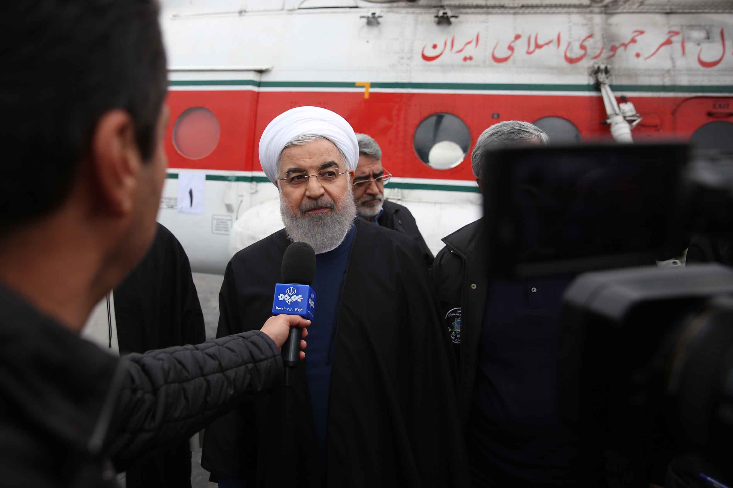 بازدید رئیس‌جمهور از مناطق سیل‌زده گلستان + عکس