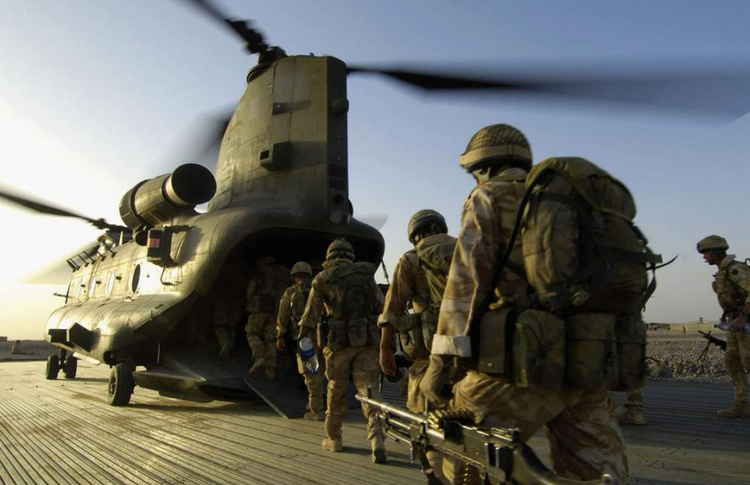 فرار سربازان آمریکایی از باتلاق عراق