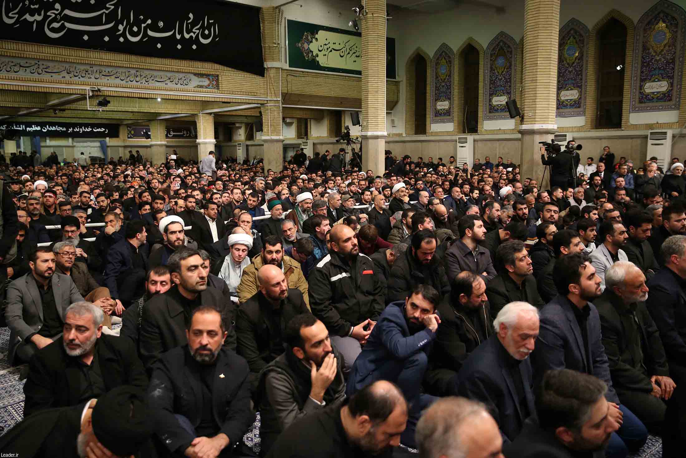 برگزاری مراسم بزرگداشت سردار سلیمانی و یارانش با حضور رهبر انقلاب
