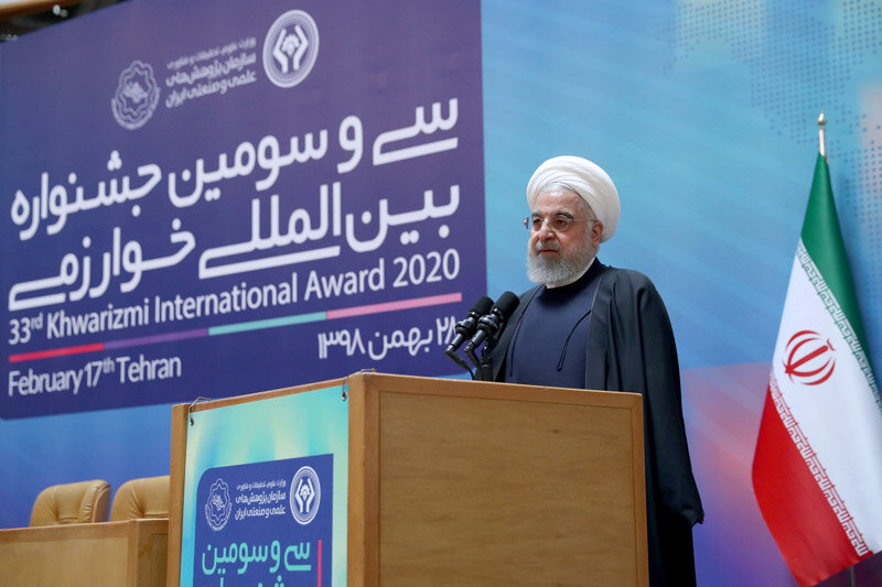 روحانی: می‌ترسم کم کم ساندویچ فروشی‌ها و بقالی‌ها هم دو قطبی شوند