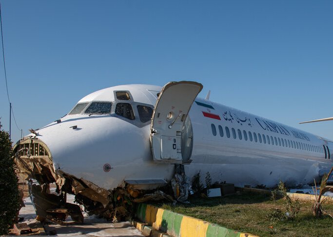 علت خروج از باند هواپیمای تهران - ماهشهر چه بود؟ عکس و فیلم