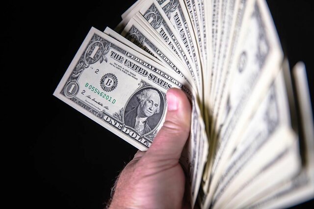 دورخیز دلار برای افزایش دوباره قیمت ها