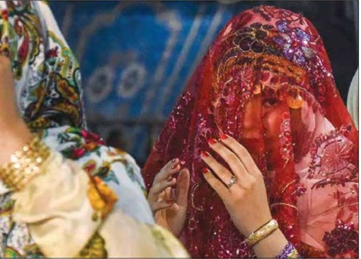 ماجرای عجیب عروسی دختربچه ها در روستای بیدک