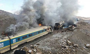 گزارش حادثه قطار «قطار تبریز - مشهد» به مقصد رسید/ گزارش «خروج قطار از ریل در زاهدان» در نیمه راه
