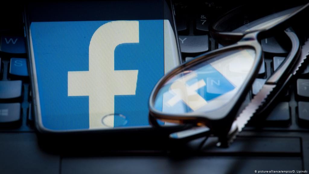 فیسبوک ده‌ها حساب کاربری را به اتهام ارتباط با ایران و روسیه حذف کرد
