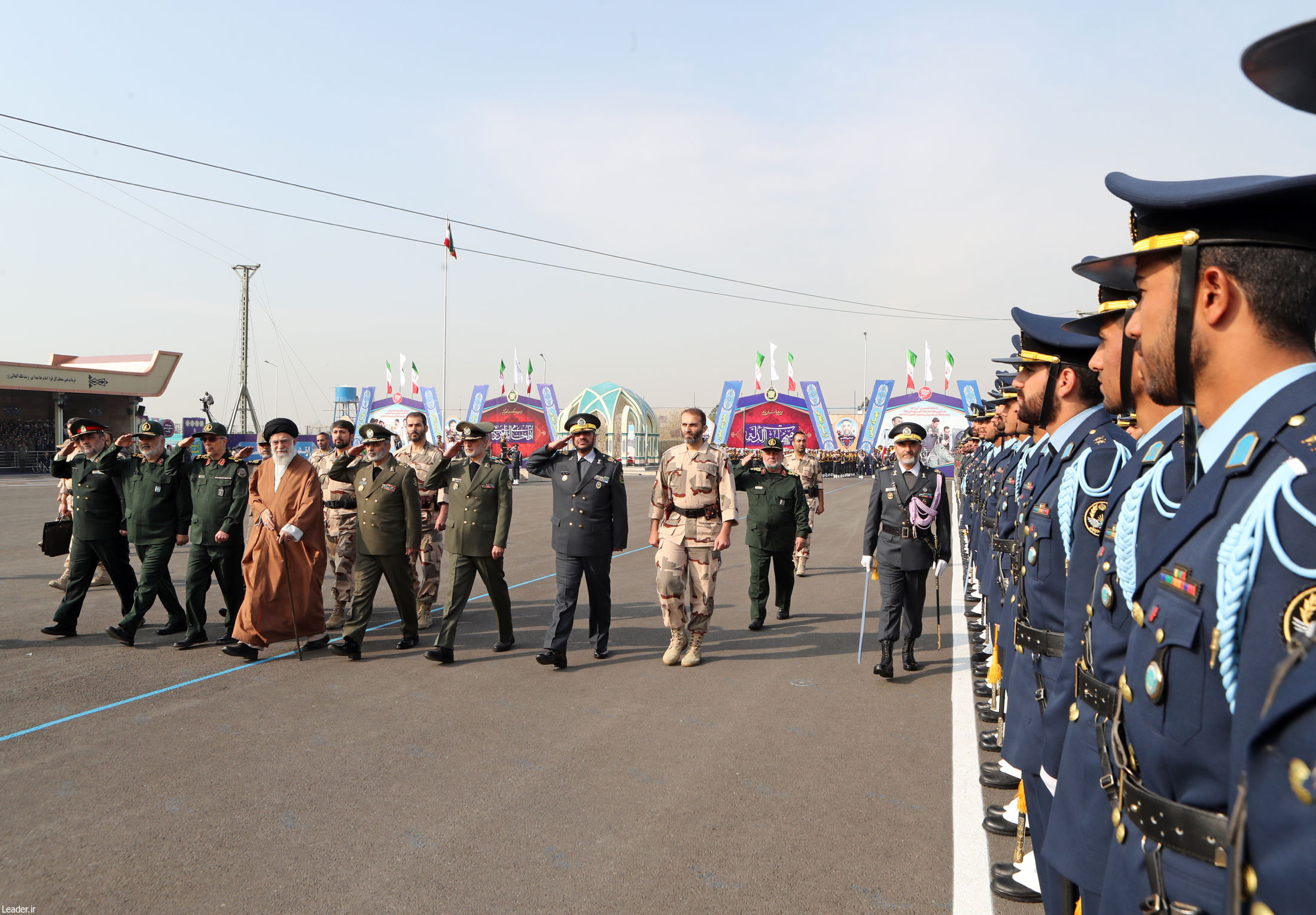 حضور فرمانده کل قوا در مراسم دانش‌آموختگی دانشجویان افسری ارتش