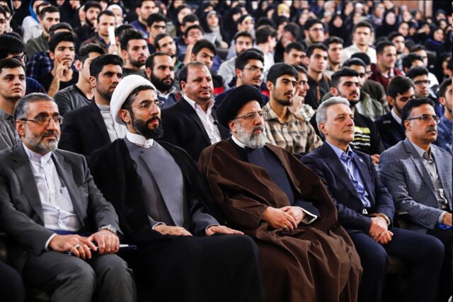 حضور رئیسی در مراسم گرامیداشت روز دانشجو در دانشگاه تهران