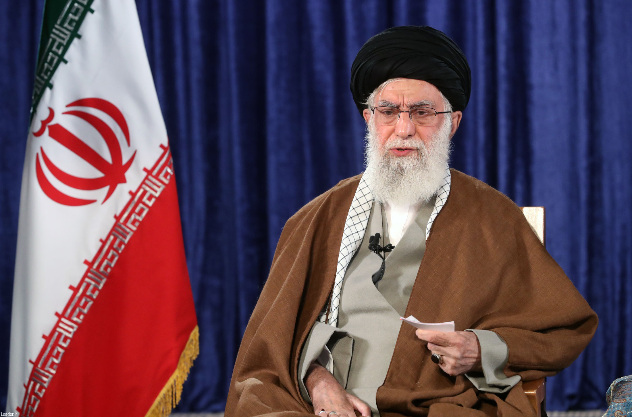رهبر انقلاب اسلامی: کرونا ما را از توطئه دشمنان غافل نکند