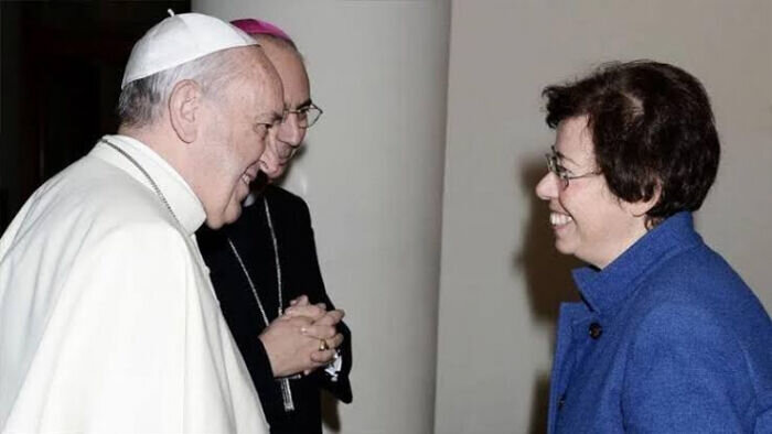 سنت‌شکنی پاپ؛ اولین زن به شورای کلیسای کاتولیک راه یافت