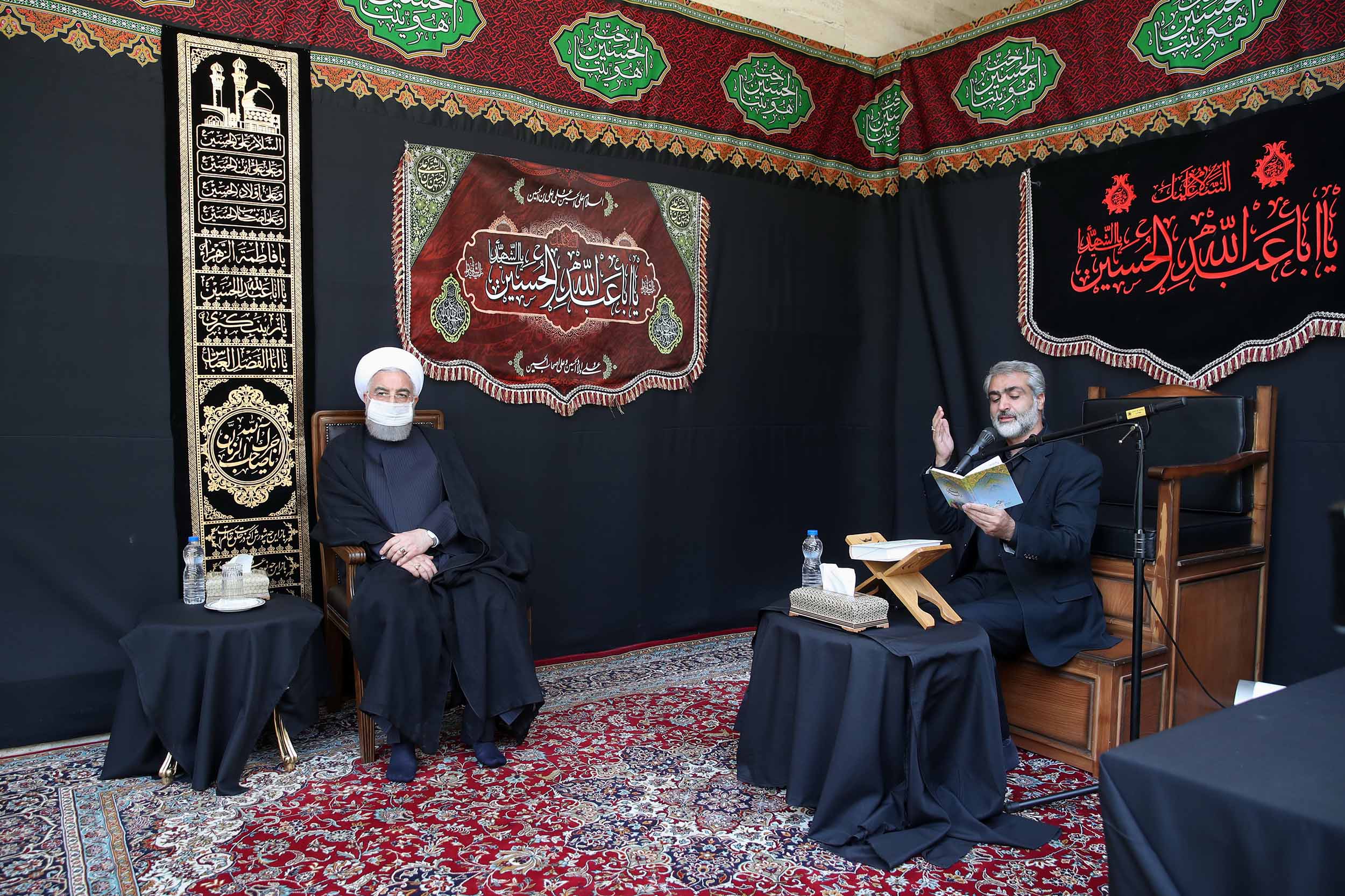 مراسم عزاداری حضرت اباعبدالله الحسین (ع) با حضور دکتر روحانی + عکس