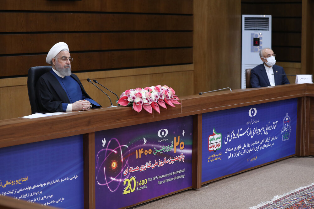 روحانی: دنیا و آژانس انرژی اتمی به ایران بدهکارند