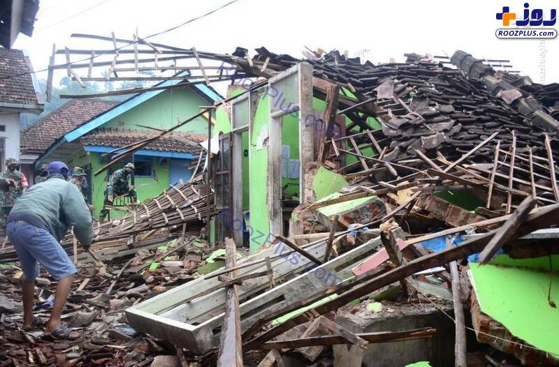 ریزش عجیب یک ساختمان بر اثر زلزله در اندونزی+عکس