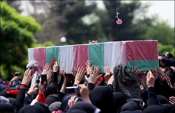 بدرقه پیکر ۱۵۰ شهید گمنام در تهران