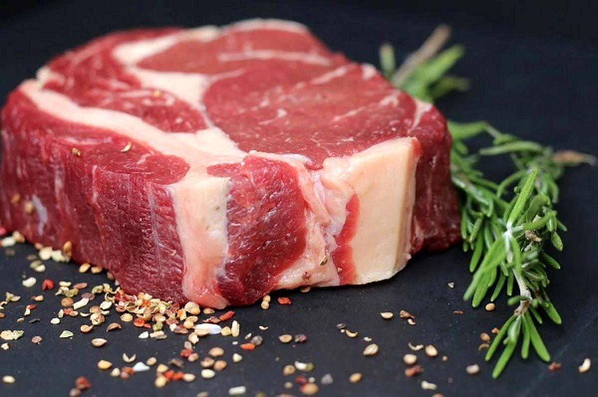 قیمت گوشت ۵۰ هزار تومان گرانتر در بازار!