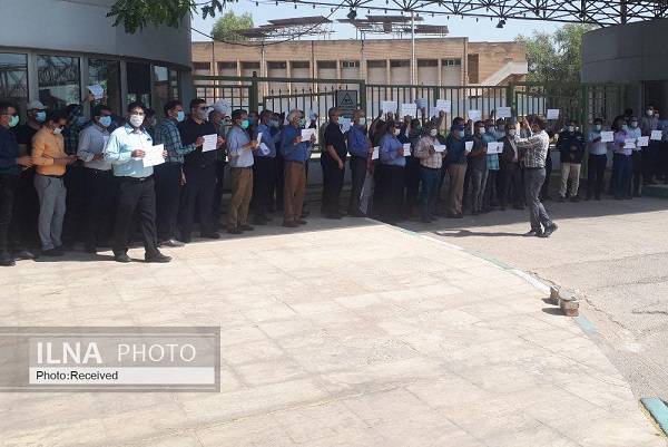 تجمع کارکنان رسمی نفت در اهواز/ اعتراض به شیوه محاسبه دستمزد