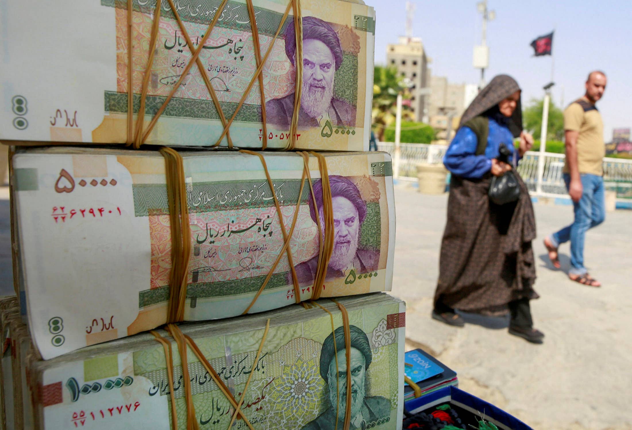 غرق شدن اقتصاد ایران در بدهی تا سال ۲۰۲۶ میلادی