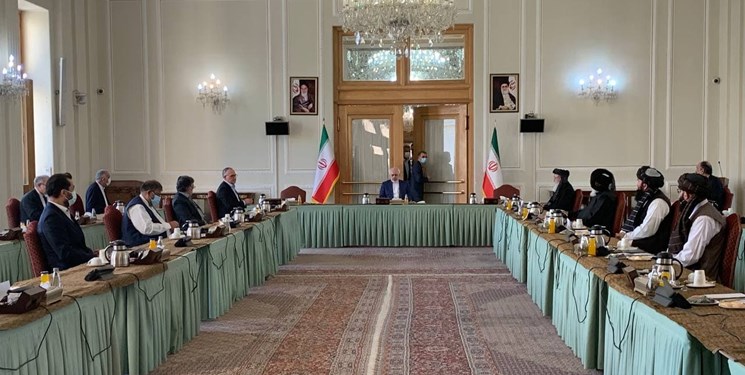 ظریف اعلام کرد: آمادگی ایران برای کمک به حل و فصل بحران‌های جاری در افغانستان