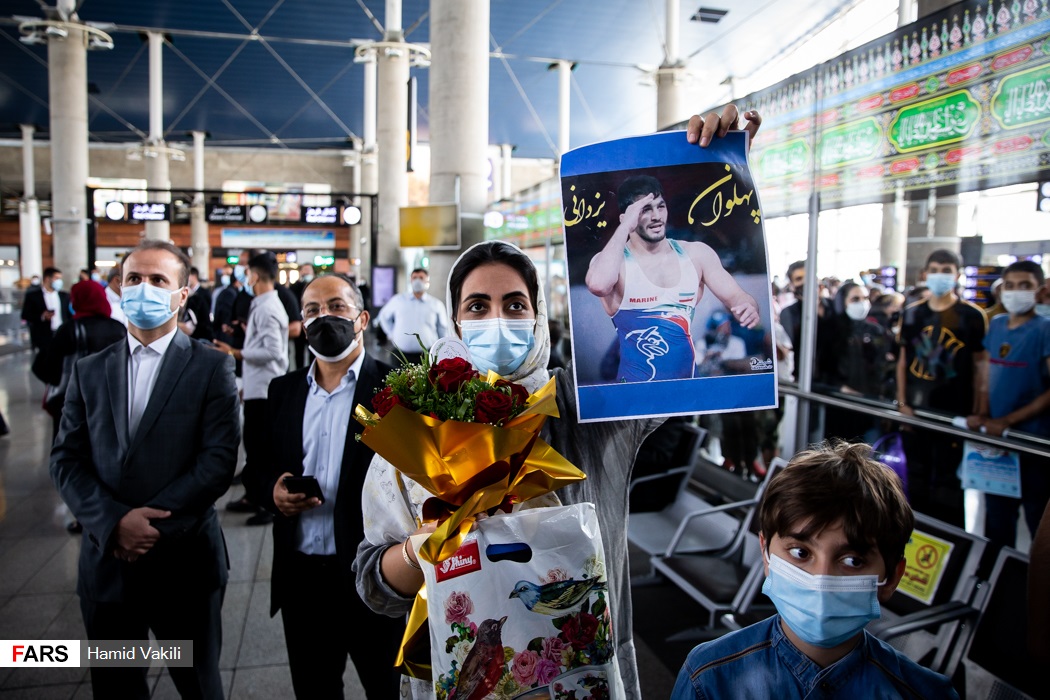 بازگشت مدال آوران المپیکی کشتی آزاد و کاراته به ایران- فرودگاه امام خمینی(ره)