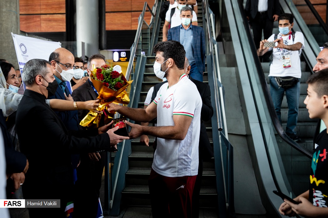 ورود حسن یزدانی برنده مدال نقره کشتی آزاد المپیک به فرودگاه امام خمینی(ره)