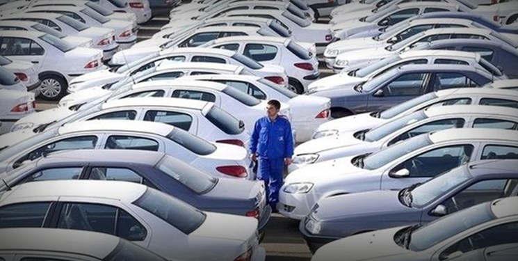 افزایش تقاضای خودروی کارکرده / معامله خودروهای بالای 300 میلیون تومان  بین دلالان