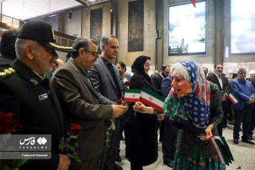 گرامیداشت ورود تاریخی امام خمینی (ره) در فرودگاه مهرآباد