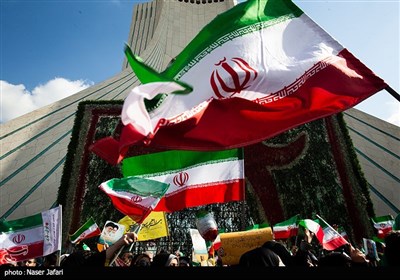 راهپیمایی 22 بهمن در تهران (2)