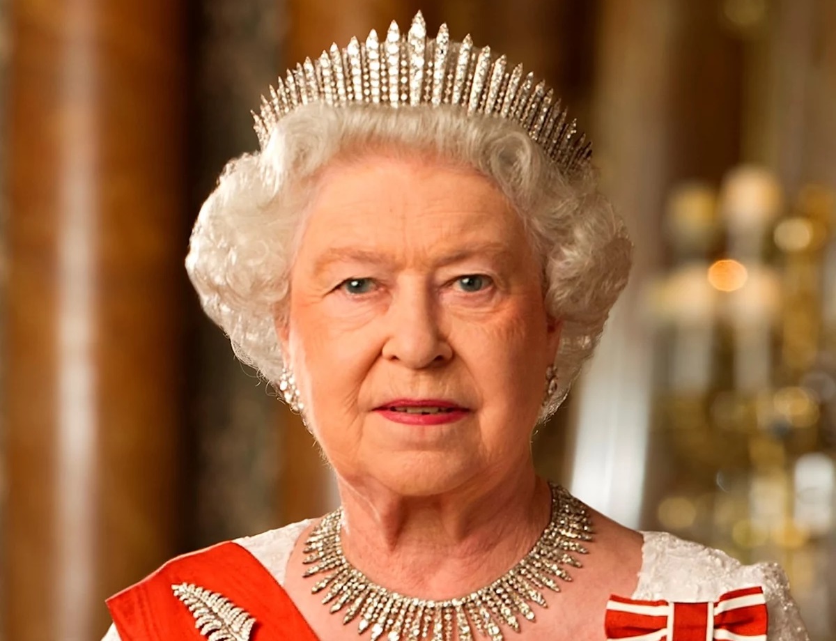 علت مرگ ملکه انگلیس، الیزابت دوم درگذشت