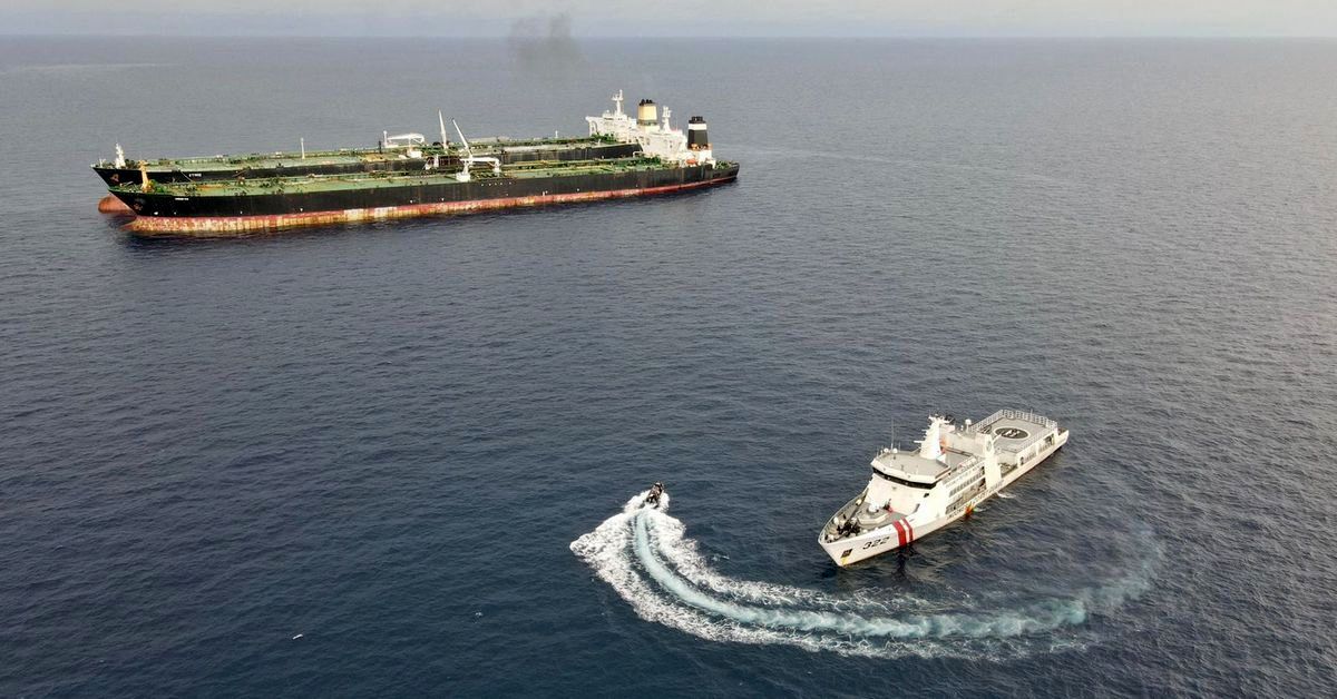 دهقان: اگر کشتی ایران توقیف شود عمل متقابل انجام می‌دهیم