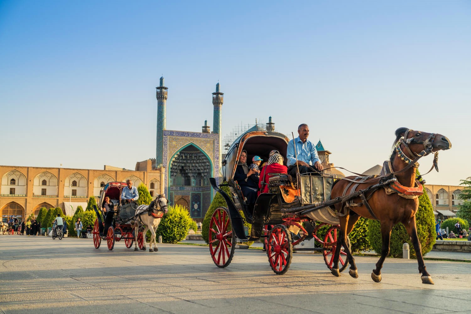 قیمت سفر به اصفهان