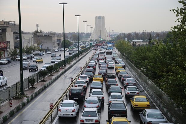 ترافیک تهران و چالش آغاز سال تحصیلی + فیلم