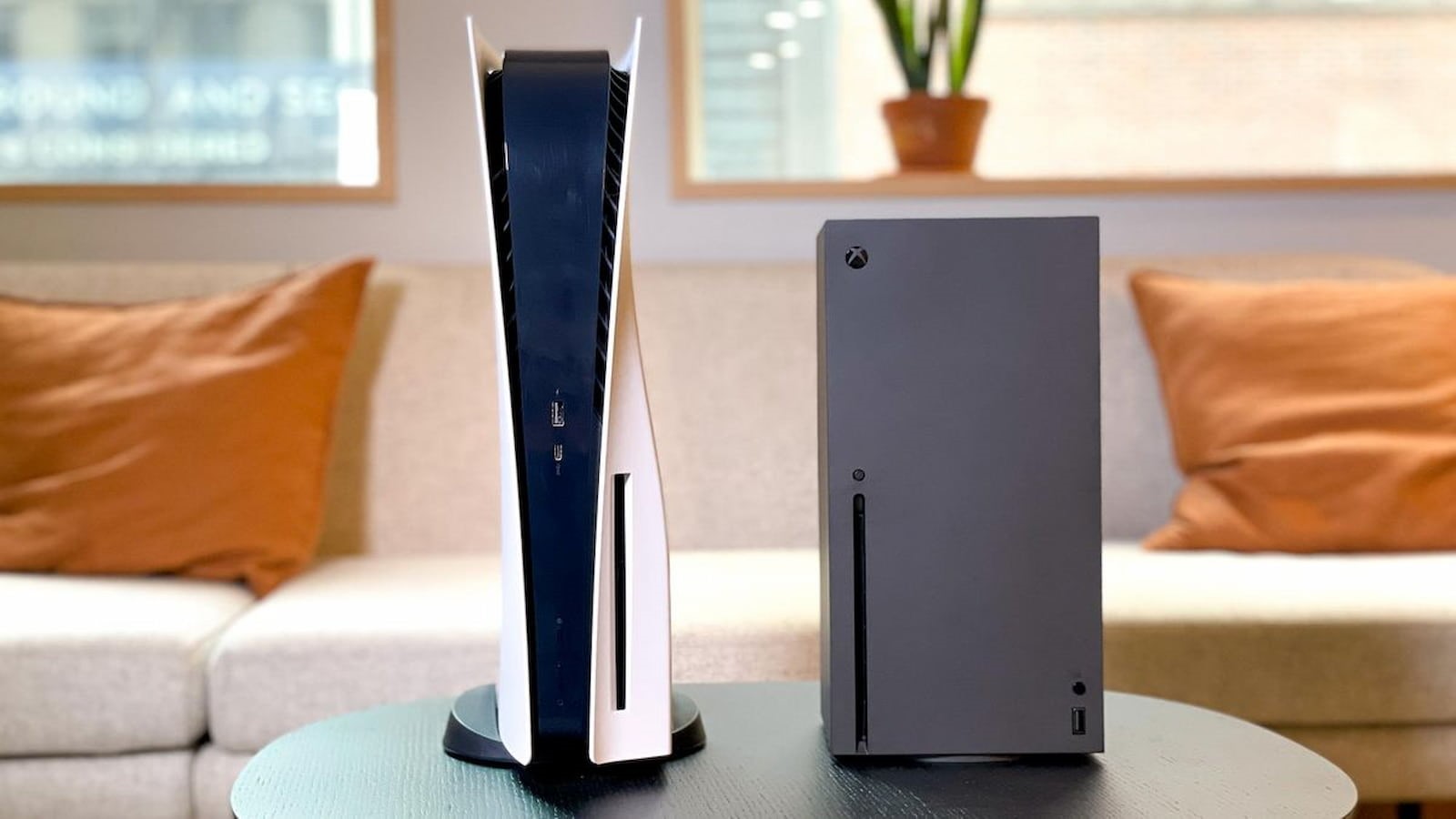 مقایسه Xbox series x با PS5؛ کدام بهتر است؟