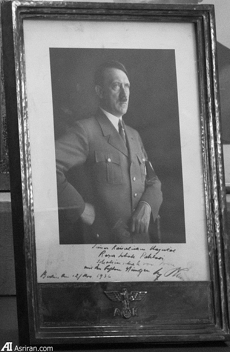دستخط و یادگاری «هیتلر» به «رضا شاه» (عکس)