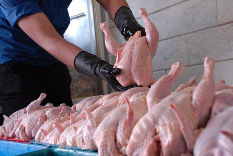 پرواز قیمت مرغ و گوشت در بازار شب عید