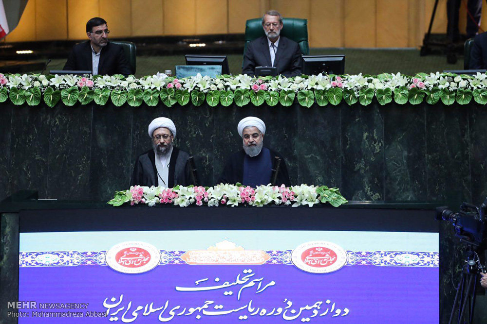 حسن روحانی به عنوان رئیس جمهوری ایران سوگند یاد کرد