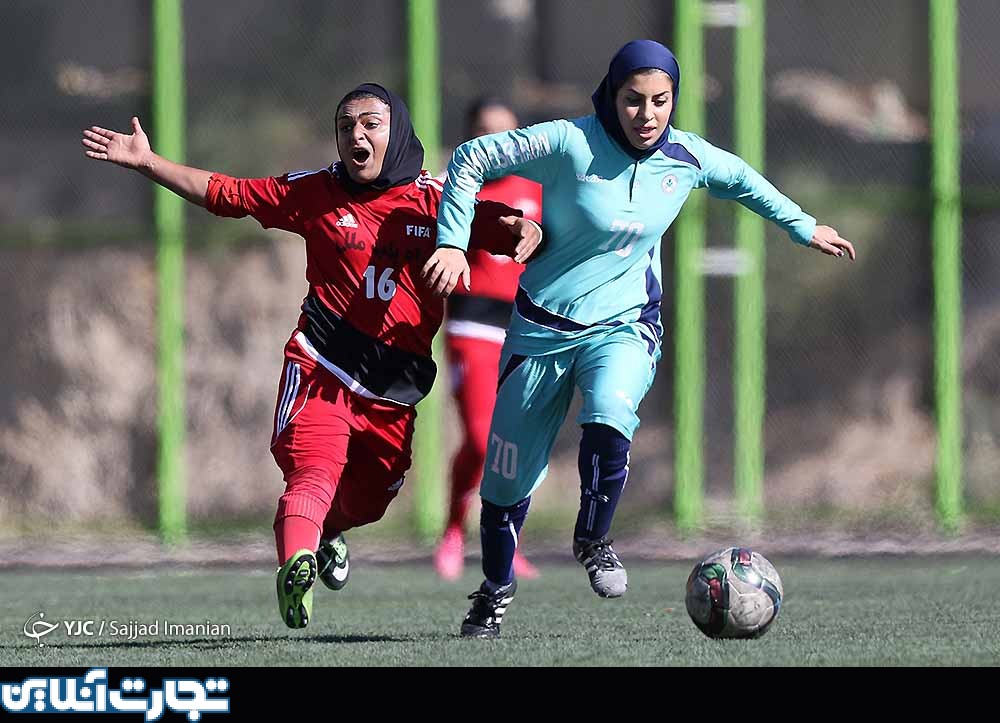 دختران ایرانی و تب تند فوتبال + تصاویر