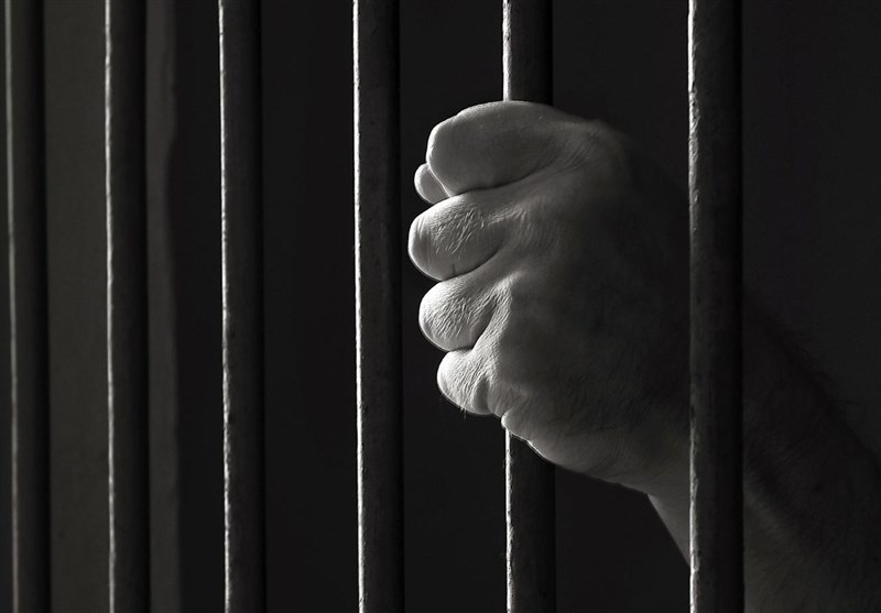 زندان و تبعید برای نماینده مجلس به اتهام فریب یک زن